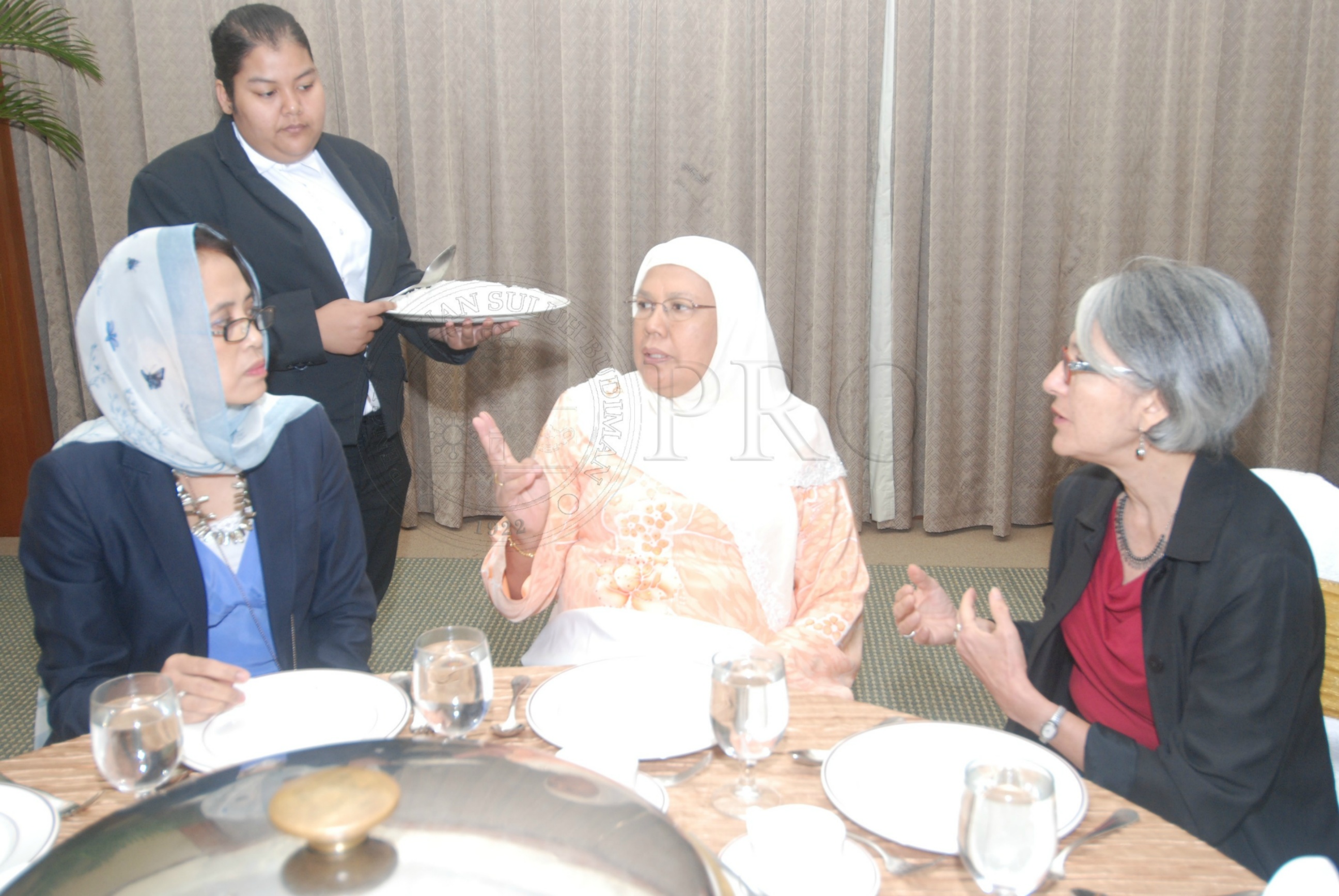 PRO 12 120 upi DSC 6284